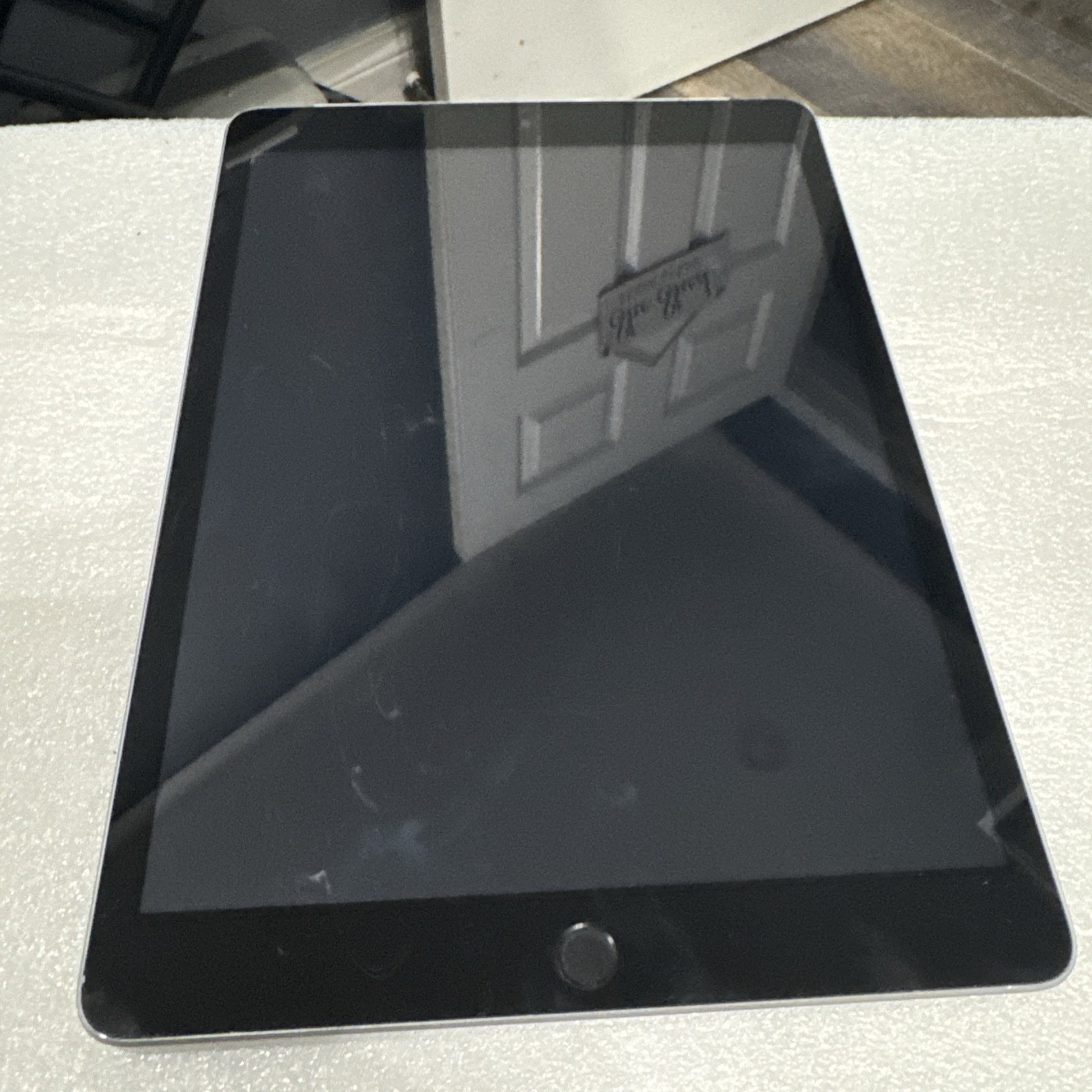 Apple iPad 9th Gen 64GB Wi-Fi + Cellular Space Gray 10.2” Tablet (Unlocked if Applicable) - Image 3