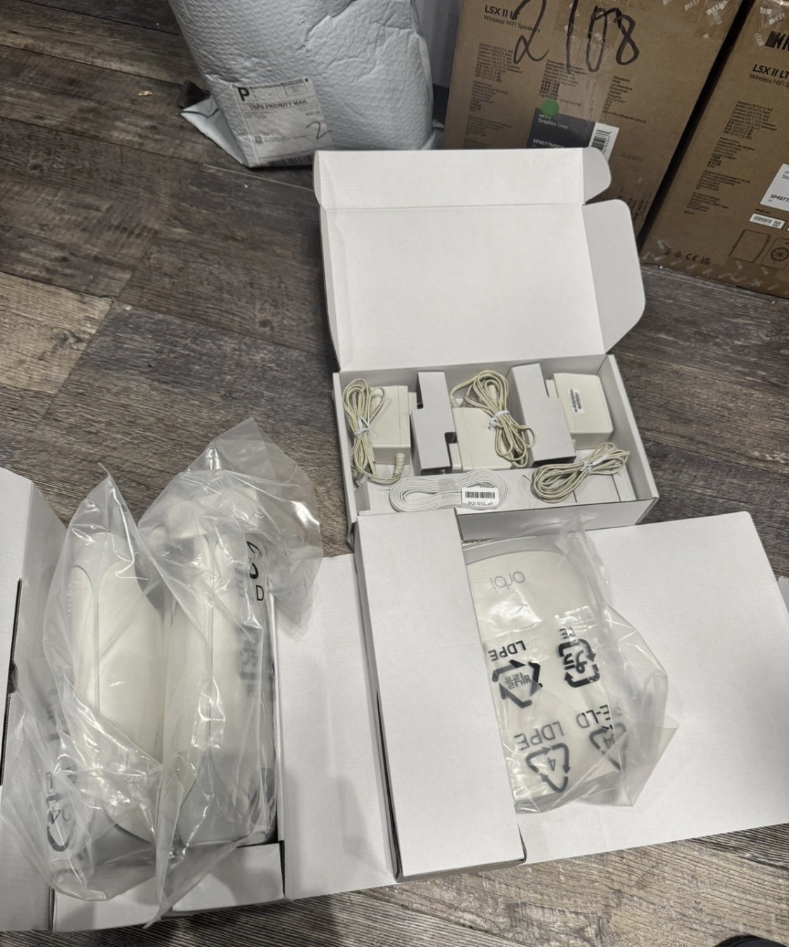 Netgear Orbi RBK763-100NAR AX5400 Mesh 1 Router + 2 Satellites - Image 4